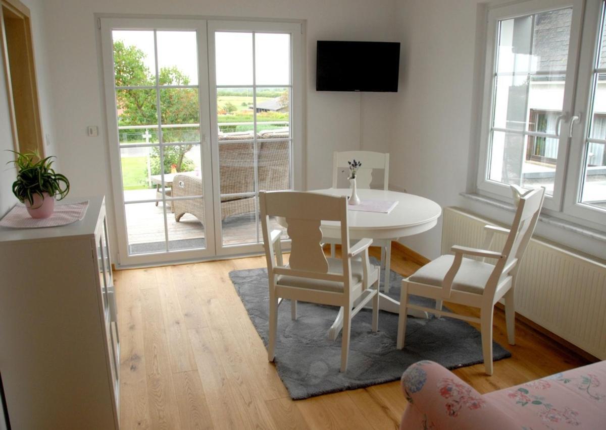 Ferienwohnung Pfeil Blankenheim  Bagian luar foto