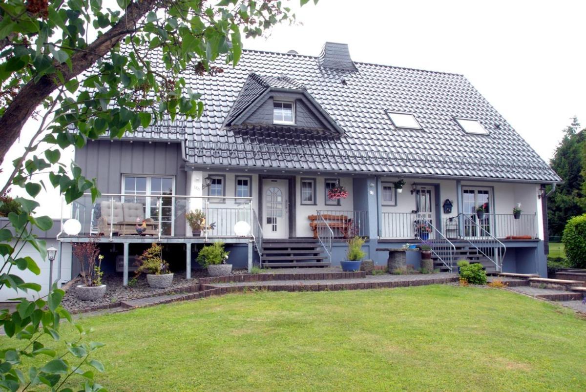 Ferienwohnung Pfeil Blankenheim  Bagian luar foto