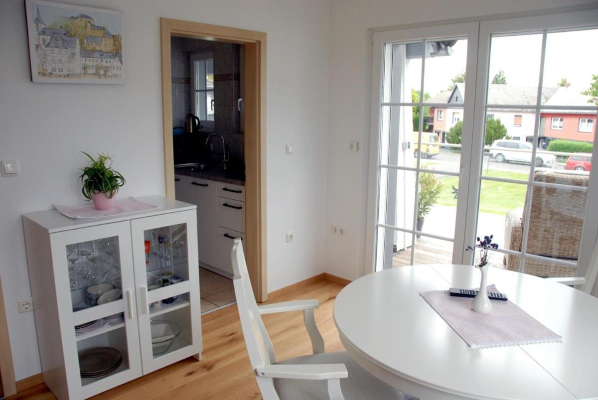 Ferienwohnung Pfeil Blankenheim  Bagian luar foto